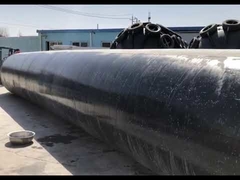 Mit Airbags mit einer Garantiezeit von 2 Jahren