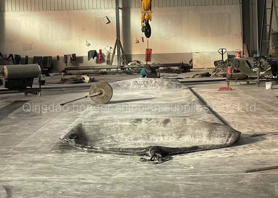 Qualität CCS bescheinigen Hochleistungs-1.5x14m Marine Airbags For Ship Launching usine