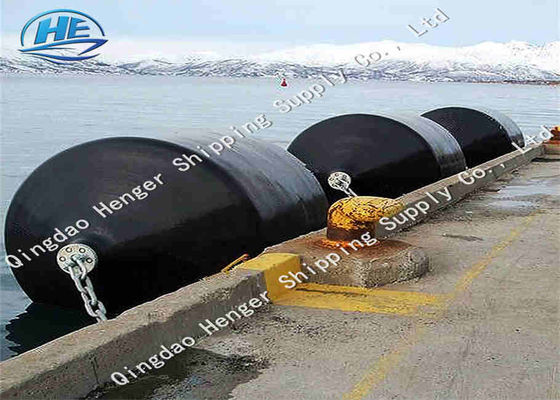 Qualität Kundengerechter Schaum füllte Fender mit äußerer Schicht Militärgrad Polyurea usine