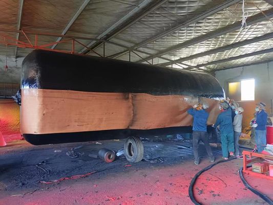 Qualität 2.3*6.2m unsinkbarer Schaum gefüllter Fender mit Kettennetz u. 70kg/M ³ Schaum-Dichte usine