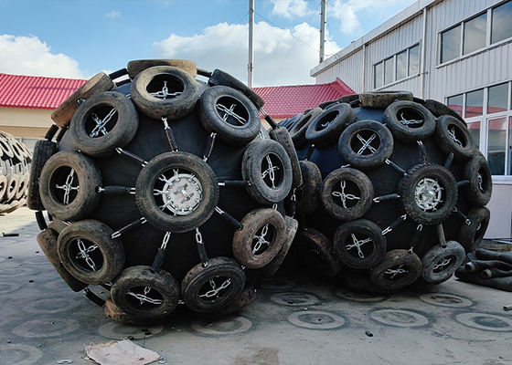 Qualität Marine Pneumatische Naturkautschuk-Fender für das Anlegen von Schiffen usine