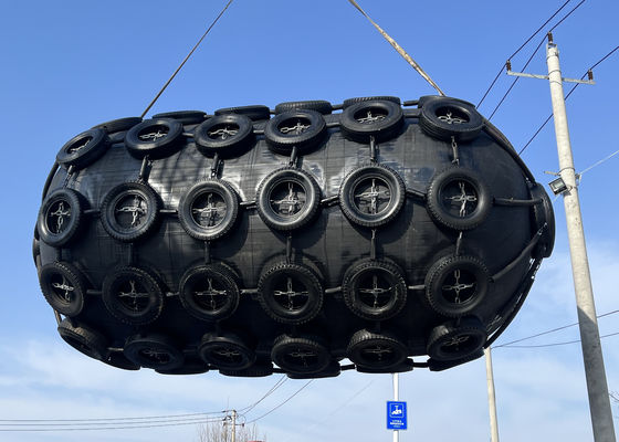 Qualität 6 to 12 Years Design Life Pneumatic Marine Fender with 50kPa/80kPa Working Pressure for Ship-to-ship and Ship-to-dock Protection Fabrik
