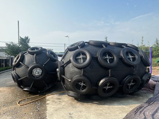 Qualität Yokohama Pneumatischer Dockfender mit verbesserter Abrasions- und Korrosionsbeständigkeit usine