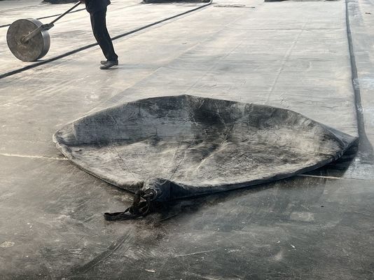 Qualität Schwarze Farbe Custom 8-10 Jahre langlebige Marine-neutrale Gummi-Airbags usine