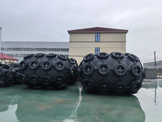 Qualität Heavy Duty Black Marine Fender for Pressure Installation Rubber Construction usine