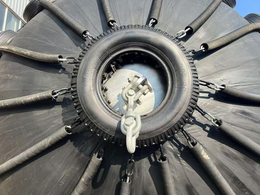 Qualität Yokohama-Typ Schwimmende Pneumatische Gummi-Fender für Marineschiffe usine