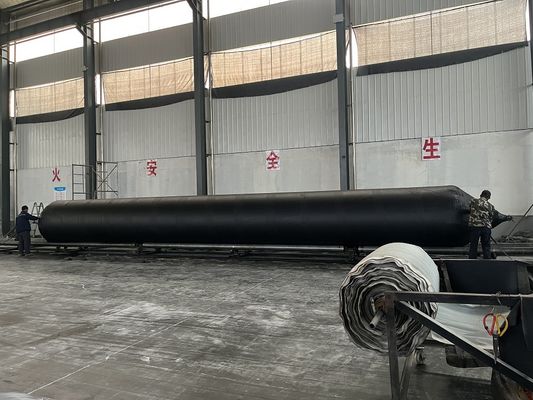 Qualität Inflatable Barge Docking Airbag Pressure Range 0.2-0.4Mpa Provide Safe Protection During Barge Mooring Docking usine