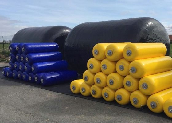 Qualität Hochelastischer, auslaufsicherer, alterungsbeständiger, schaumgefüllter Fender aus EVA-Vollmaterial für maritime Anwendungen usine