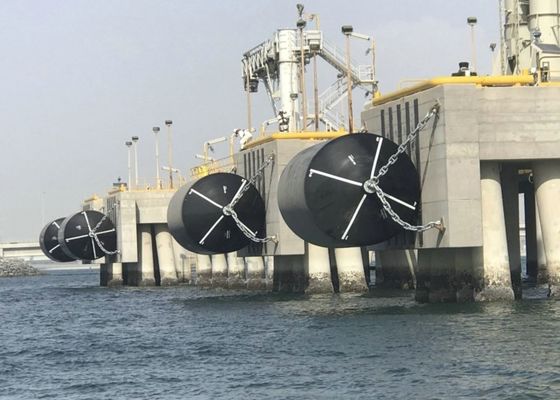 Qualität Hochenergie-Absorptions-Polyurethan-Schaum-gefüllter fester sich hin- und herbewegender Fender usine