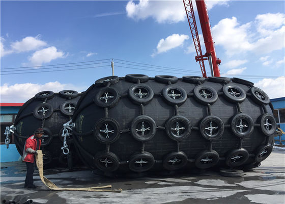 Qualität Henger BV-zertifizierter pneumatischer Gummifender für den Marinebereich mit kundenspezifischem Zuschnitt und erhöhter Haltbarkeit usine