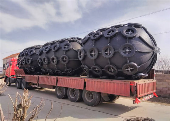 Qualität Q235 galvanisierte Flansch-aufblasbare Boots-Fender-hohe Haltbarkeit für Werft usine