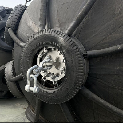 Qualität ISO 17357 Certified Natural Rubber Pneumatic Fender with 50Kpa Working Pressure for Marine Safety Fabrik