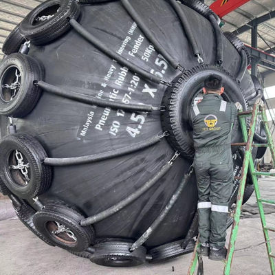 Qualität Korrosionsbeständiger pneumatischer Gummifender für Salzwasserumgebungen usine