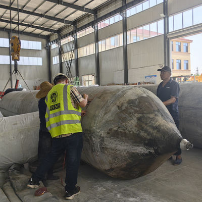 Qualität Luftsack aus Kautschuk für Schiffsaufzüge usine