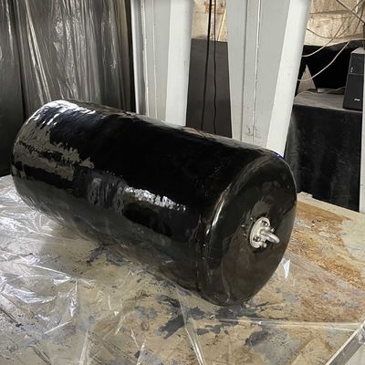 Qualität Design mit einer Lebensdauer von 10 bis 15 Jahren, zylindrischer Marine-Fender, kundenspezifische Höhe, langlebiger Aufprallschutz für Häfen, Anlegestellen und Schiffe usine