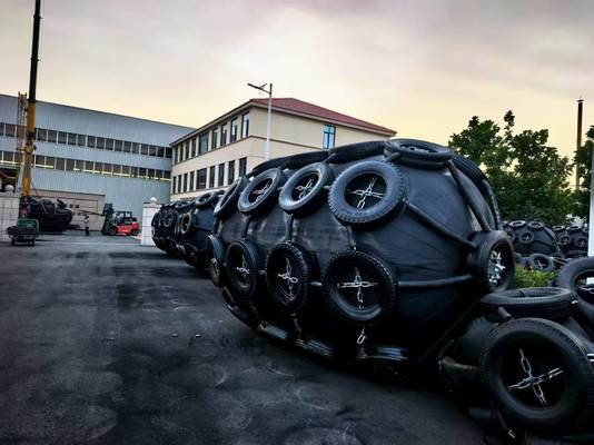 Qualität Marine Offshore Large-Diameter Steel Floating Mooring Buoy usine