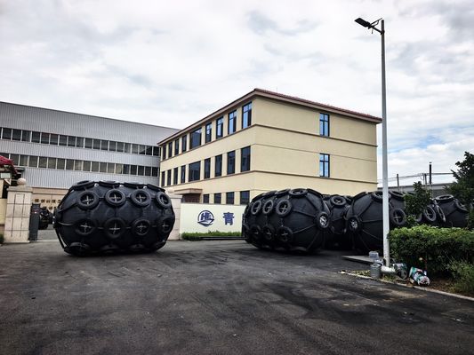 Qualität Naturkautschuk-Marinerubberfender mit einem Aufblasdruck von 50 kPa und 80 kPa usine