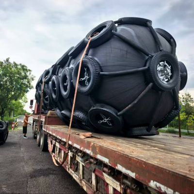 Qualität Kundengebundene Marineliegeplatz-Bojen-Außeninterne EVA gefüllte Marinestahlboje usine