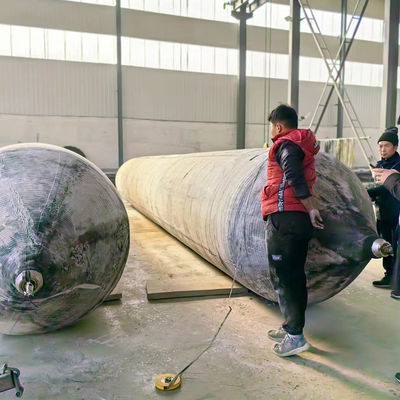 Qualität Marine Rubber Airbag with Integrated Inflation Hose Connection for Quick Air Supply in 0.8-3 M Diameter and 4-25 M Length usine