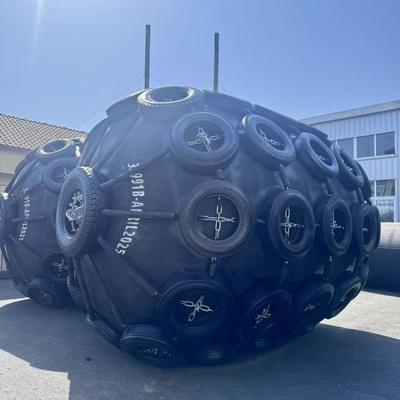 Qualität Individuell angepasster Pneumatischer Gummi-Fender mit ISO17357-Konformität Durchmesser 0,3 bis 4,8 M usine