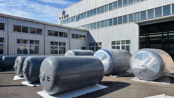 Qualität Hervorragende Leistung und farbenfrohe Eigenschaften Schaumstoffgefüllter Fender mit feuerverzinkten Ketten usine