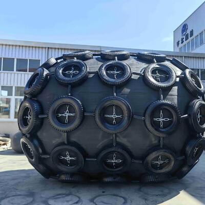 Qualität ISO17357 2014 1 Pneumatischer Marine-Fender 50kPa 80kPa Entworfen, um Auswirkungen auf Schiffe zu minimieren Zahlungsmethode MoneyGram usine