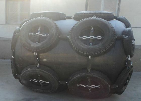 Qualität Gefüllte Boots-Fender Hochleistungs-Marine Floating Fenderss Schaum usine