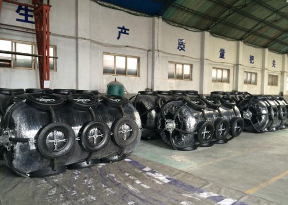 Qualität Schaum gefüllter Marinedonut-Fender mit gute Antikollisionsleistungs-einfacher Installation usine