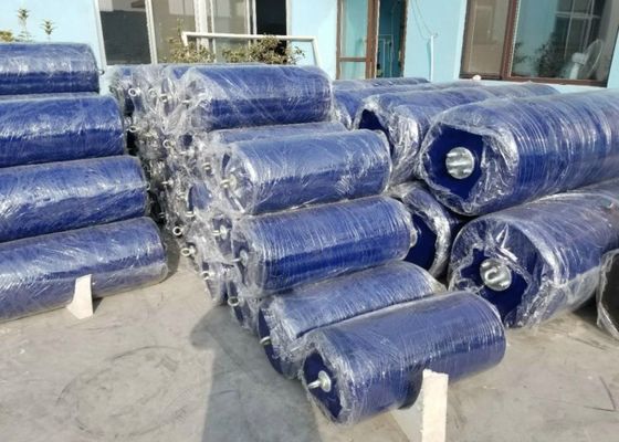Qualität High Density Foam Core Foam Filled Fender with High Energy Absorption Capacity and Positive Buoyancy for Marine Protection usine
