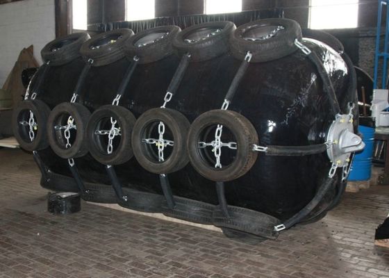 Qualität Sich hin- und herbewegender Schaum gefüllter Marinefender für Boots-Antidurchsickern-Alterungsbeständigkeit ISO 9001 usine