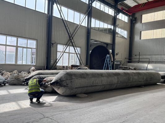 Qualität Anti Corrosion Marine Rubber Airbag for Long Term Saltwater Service with 0.8-3 M Diameter Fabrik