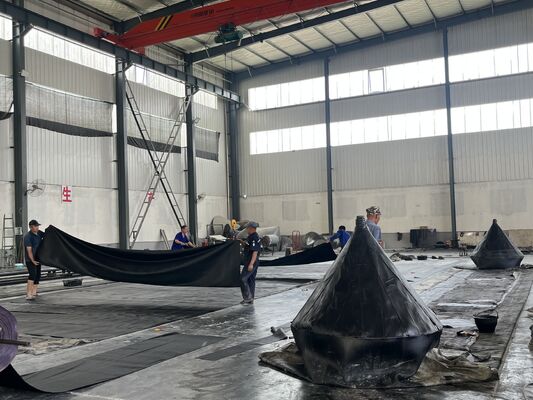 Qualität Marine Rubber Airbag with High Grip Surface Pattern for Stable Shipyard Positioning in 0.8-3 M Diameter and 4-25 M Length Fabrik