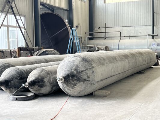 Qualität Marine Rubber Airbag with Stainless Steel Mounting Hardware for Corrosion Free Installation and 0.8-3 M Diameter Fabrik