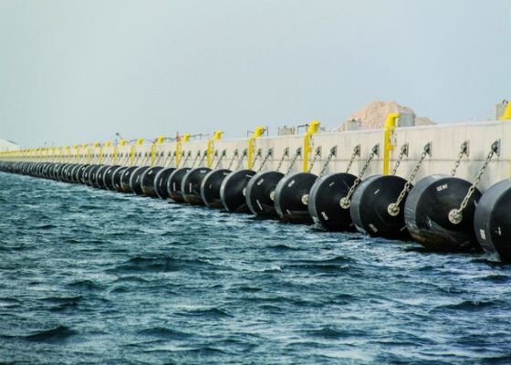 Qualität Schiffs-schützende Schwimmdock-Fender mit hoher mechanischer Festigkeit usine