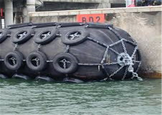 Qualität Schwarze Farbmarinegummipuffer-Handelsboots-Fender kundengebundene Größe usine