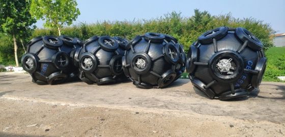 Qualität BV / CCS / ISO9001 Certificate Yokohama Pneumatic rubber fender Used For Protect The Boat usine