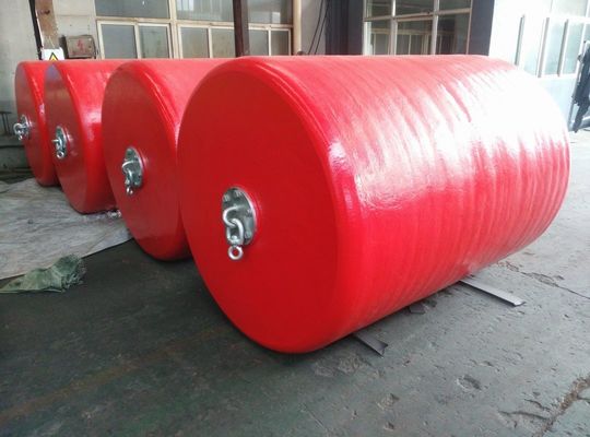 Qualität Custom Manufacturing ISO 17357 Standard Foam Filled Fender with 0.5 M~4.8 M Diameter for Marine Applications usine