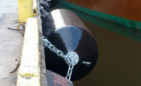 Qualität Low Maintenance Required UV Resistant And Corrosion Resistant Foam Filled Fender with High Energy Absorption Capacity for Marine Floating Fender Fabrik