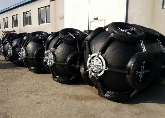 Qualität Seil-Netze, die Art Fender pneumatische Gummipuffer-pneumatische Marine Fenders d schwimmen usine