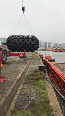 Qualität BV bescheinigte pneumatische Marine Rubber Fender Yokohama Ship, um Fischerboot-Fender zu versenden usine