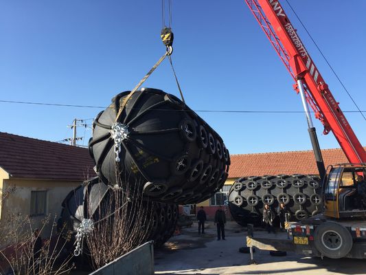 Qualität Gewellte Eckstoßdämpfer Yokohamas Marine Rubber Fender Marine Dock usine