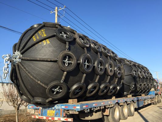Qualität Gewellte Eckstoßdämpfer Yokohamas Marine Rubber Fender Marine Dock usine