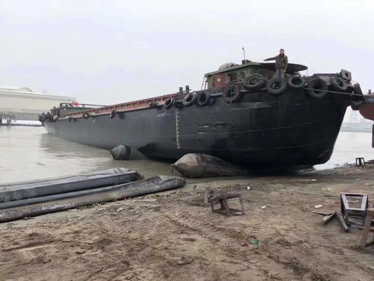 Qualität Naturkautschuk 2.5*12m 4-12 Schichten Marine Rubber Airbag Boat Launching usine