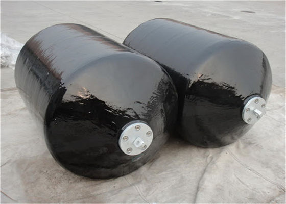 Qualität Hot Dip Galvanized Foam Filled Fender with High Energy Absorption and Maintenance-free Design for Marine Vessel Protection usine