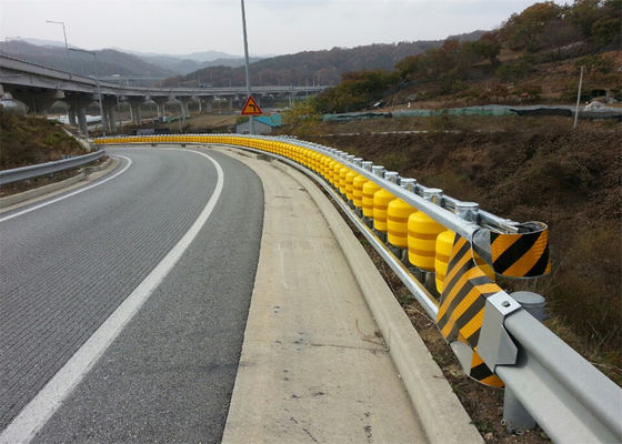Qualität EVA Yellow Safety Roller Barrier Highway Rotierend usine