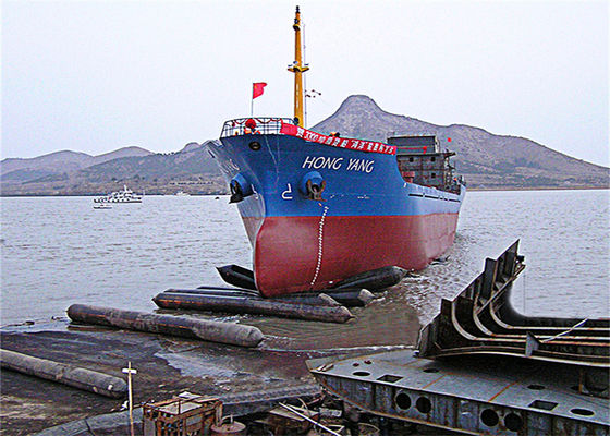 Qualität Marine Rubber Airbag with Anti Static Discharge Valve for Flammable Cargo Areas, 0.8-3 M Diameter and 4-25 M Length usine