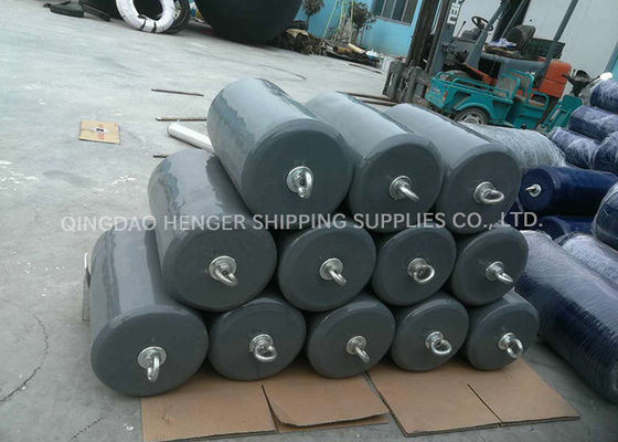 Qualität ISO 17357 Certified Marine-Grade EVA Foam Filled Fender with Customizable Density 70-110 kg/m³ for Vessel Protection Fabrik
