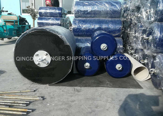 Qualität Schaum gefüllter Fender Dock Bumper ISO17357 Standard 0,5-4,8m Durchmesser für den Seeverkehr usine