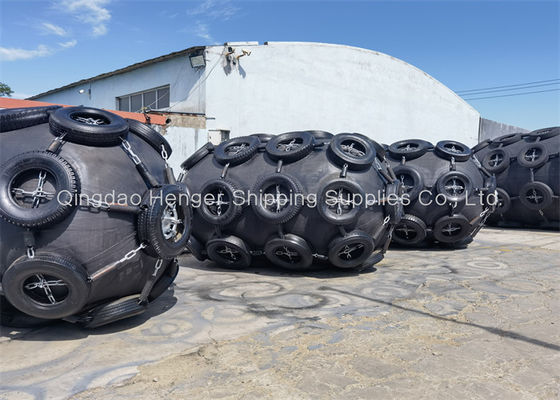 Qualität ISO17357-zertifizierter pneumatischer Gummifender mit 24 Monaten Lagerfähigkeit und VLCC/ULCC-Kompatibilität usine